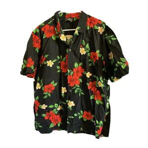 Royal Hawaiian Creations XL Flowers Hawaiian Shirt